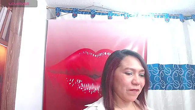 Snapshot of dannamomcerrat chatting on November 2025 11:49:02 PM dannamomcerrat online show from November 2025 11:49:02 PM