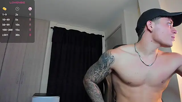 Snapshot of _joansoto chatting on March 2025 03:06:01 PM joansoto online show from March 2025 03:06:01 PM