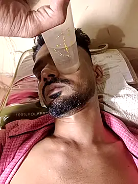 Snapshot of saggy1218 chatting on December 2025 07:53:02 PM saggy1218 online show from December 2025 07:53:02 PM