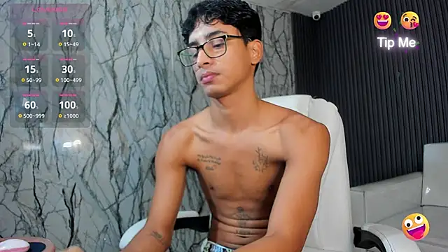 Snapshot of allens_joe chatting on November 2025 07:19:01 PM allens joe online show from November 2025 07:19:01 PM