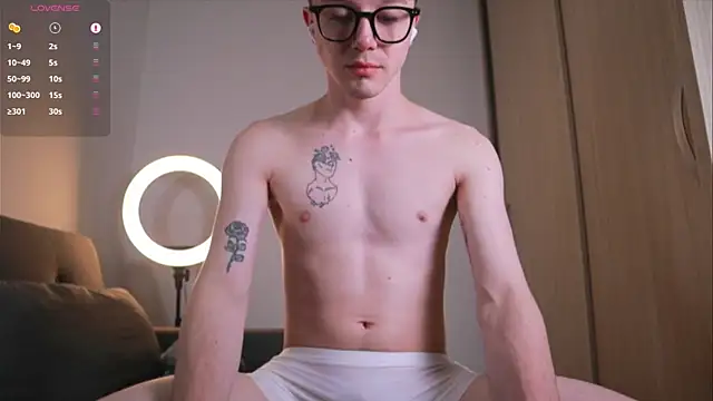 Snapshot of niico_18 chatting on November 2025 12:48:02 PM niico 18 online show from November 2025 12:48:02 PM