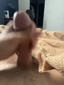 Snapshot of TheDonk17 chatting on December 2025 07:53:01 PM TheDonk17 online show from December 2025 07:53:01 PM