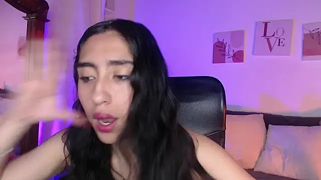 Snapshot of madisex_s chatting on November 2025 01:02:01 PM madisex s online show from November 2025 01:02:01 PM