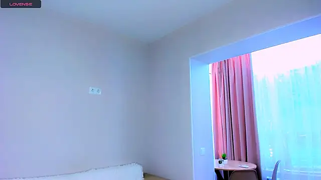 Feral  berry   online show from February 2026 08:48:02 AM