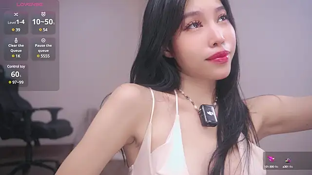 Snapshot of Miuzxc chatting on December 2024 04:05:02 PM Miuzxc online show from December 2024 04:05:02 PM