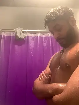 Snapshot of TheOnlyTwinTowers chatting on March 2025 03:25:01 AM TheOnlyTwinTowers online show from March 2025 03:25:01 AM