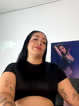 Snapshot of Sheeryl__ chatting on September 2025 04:10:02 PM Sheeryl online show from September 2025 04:10:02 PM