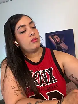 Snapshot of Sheeryl__ chatting on October 2025 06:17:02 PM Sheeryl online show from October 2025 06:17:02 PM