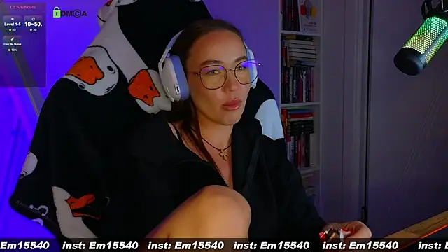 Snapshot of Emili1- chatting on January 2025 02:28:02 PM Emili1- online show from January 2025 02:28:02 PM