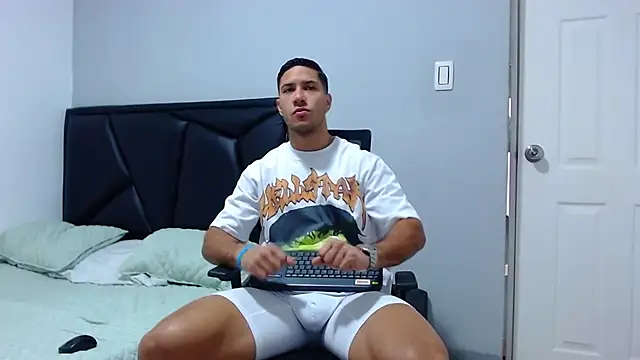 Snapshot of JJ_Shelby chatting on March 2025 05:17:02 PM JJ Shelby online show from March 2025 05:17:02 PM