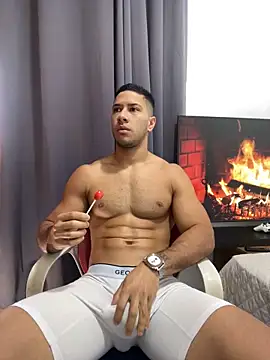 Snapshot of JJ_Shelby chatting on October 2025 06:05:02 PM JJ Shelby online show from October 2025 06:05:02 PM