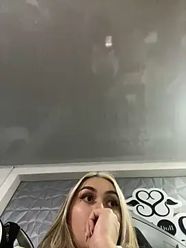 emma oxford online show from January 2025 02:39:01 AM