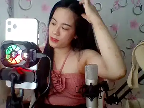 Nana-68 online show from March 2025 02:40:01 PM