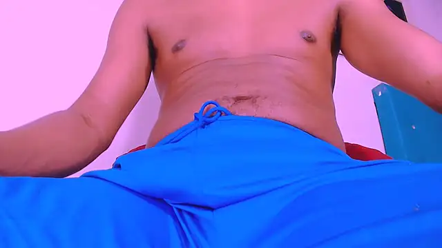 Snapshot of bigballsfullfu chatting on September 2025 01:30:01 AM bigballsfullfu online show from September 2025 01:30:01 AM