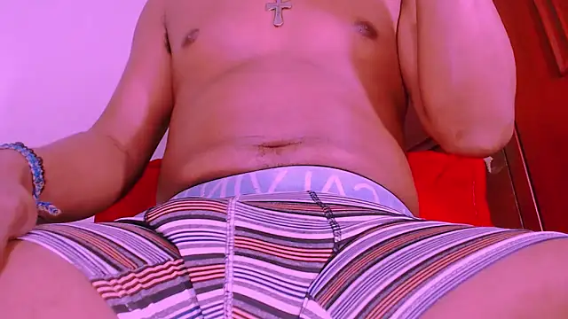 Snapshot of bigballsfullfu chatting on November 2025 11:04:02 PM bigballsfullfu online show from November 2025 11:04:02 PM