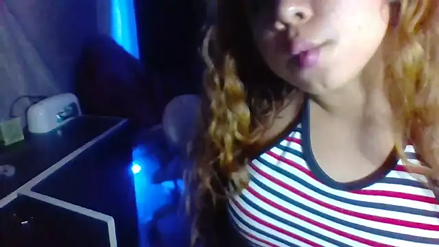 Jennxdolls online show from December 2024 04:32:02 AM