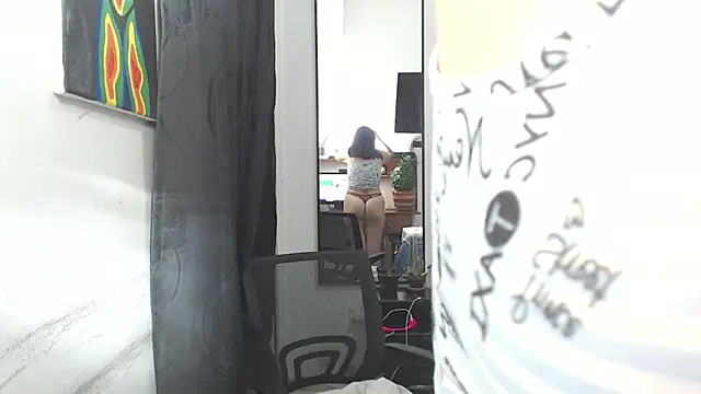 Liza Thurner online show from February 2025 11:36:01 PM