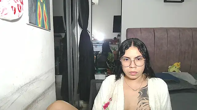 Liza Thurner online show from September 2025 03:32:02 AM