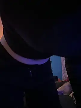 Snapshot of emilysue1 chatting on January 2025 06:37:01 AM emilysue1 online show from January 2025 06:37:01 AM