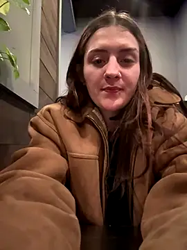 Snapshot of emilysue1 chatting on December 2025 05:02:02 AM emilysue1 online show from December 2025 05:02:02 AM