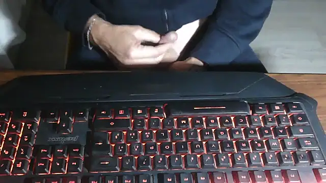 Snapshot of Adri_gard chatting on October 2025 09:49:02 PM Adri gard online show from October 2025 09:49:02 PM