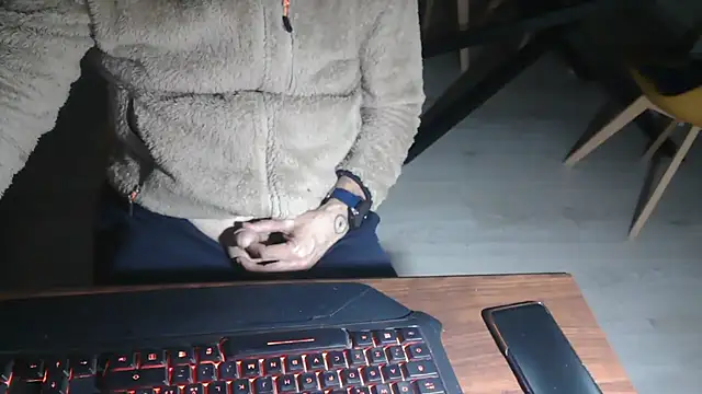 Adri gard online show from March 2026 10:02:02 PM