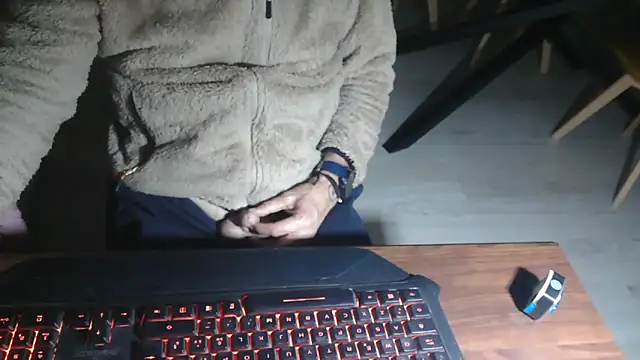 Adri gard online show from April 2026 08:02:01 PM