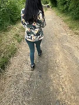 Reinacatchile online show from December 2024 08:47:02 PM