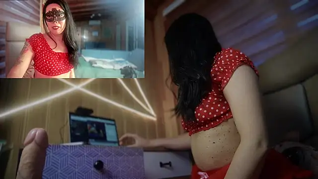 Reinacatchile online show from December 2024 11:26:02 PM