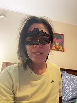 Reinacatchile online show from February 2025 01:40:02 AM