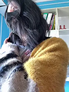 Reinacatchile online show from October 2025 04:14:02 PM