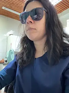 Reinacatchile online show from January 2026 09:08:01 PM