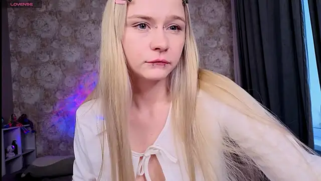 Milia Parker online show from July 2026 05:06:02 PM