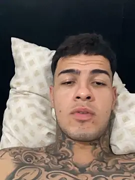 Manoaleatorio7 online show from May 2026 03:47:01 AM