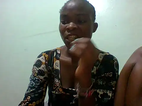 Snapshot of sexxyqueenn22 chatting on December 2025 05:19:02 PM sexxyqueenn22 online show from December 2025 05:19:02 PM