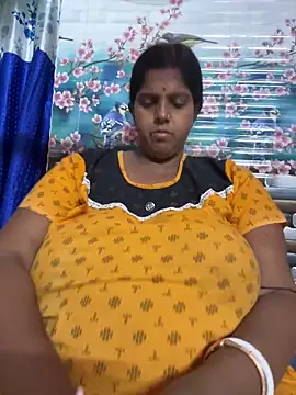 Beauty-queen online show from March 2026 11:54:01 AM