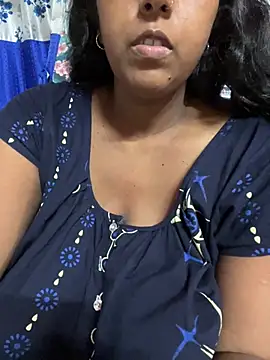 Snapshot of Beauty-queen chatting on June 2026 10:59:02 AM Beauty-queen online show from June 2026 10:59:02 AM