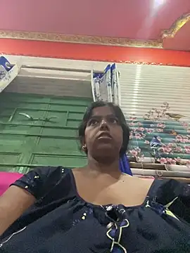 Snapshot of Beauty-queen chatting on June 2026 12:00:02 AM Beauty-queen online show from June 2026 12:00:02 AM