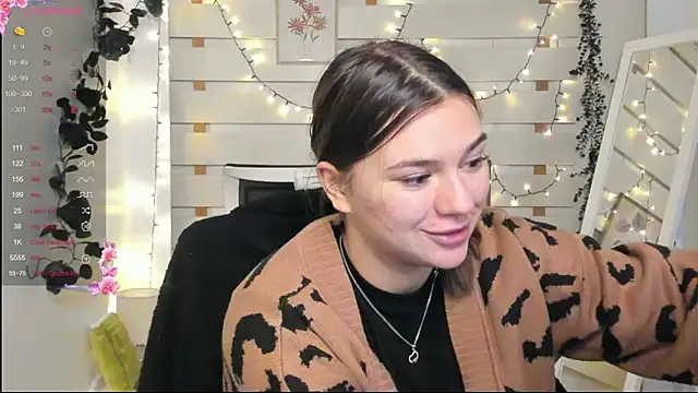 Josephine Kiss online show from January 2026 01:24:01 PM