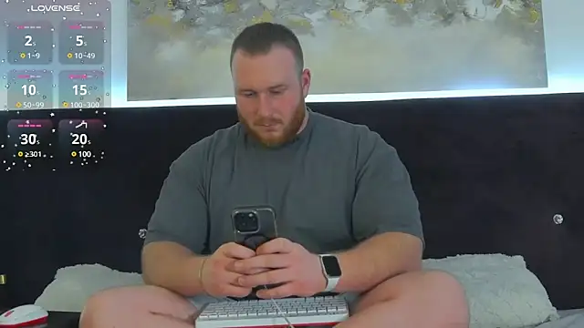 Snapshot of RoddyStill chatting on January 2025 12:26:02 PM RoddyStill online show from January 2025 12:26:02 PM