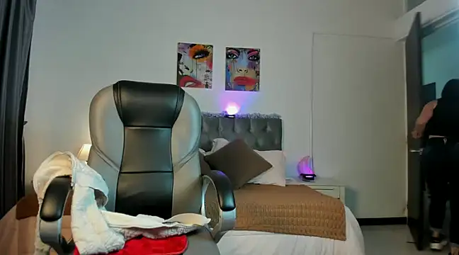 Snapshot of Jayden_Jonnes chatting on January 2025 11:23:02 AM Jayden Jonnes online show from January 2025 11:23:02 AM