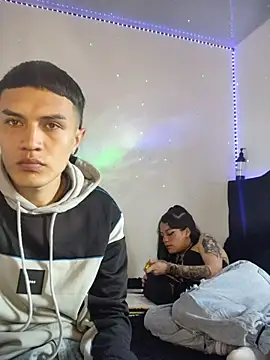 Tifanny Sweett online show from November 2025 05:39:01 PM