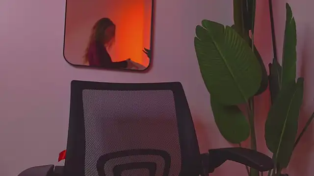 Snapshot of Whitney_Svonn chatting on March 2025 07:17:01 PM Whitney Svonn online show from March 2025 07:17:01 PM