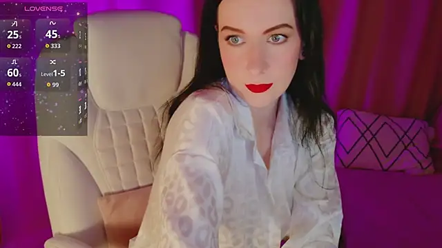 Snapshot of AndreaAshton chatting on July 2026 04:14:02 PM AndreaAshton online show from July 2026 04:14:02 PM