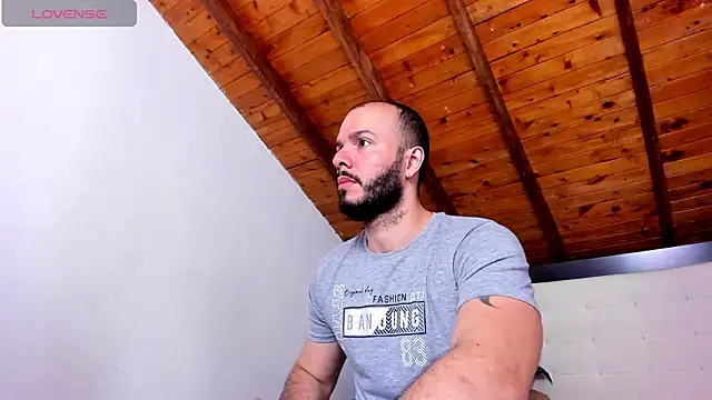 Tom Bailey online show from March 2026 12:42:01 PM