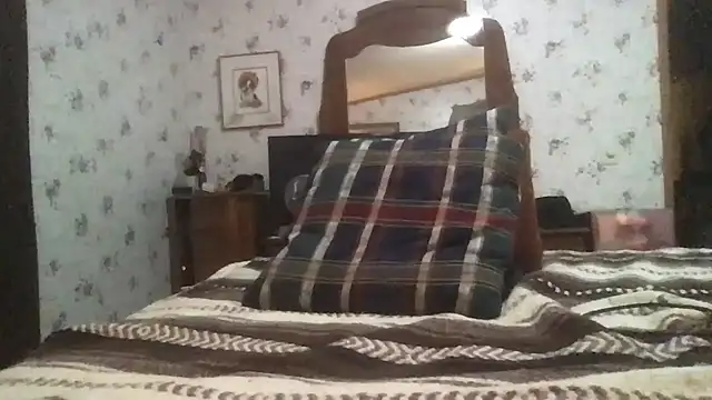 Snapshot of musclebooty70 chatting on February 2025 12:53:02 AM musclebooty70 online show from February 2025 12:53:02 AM