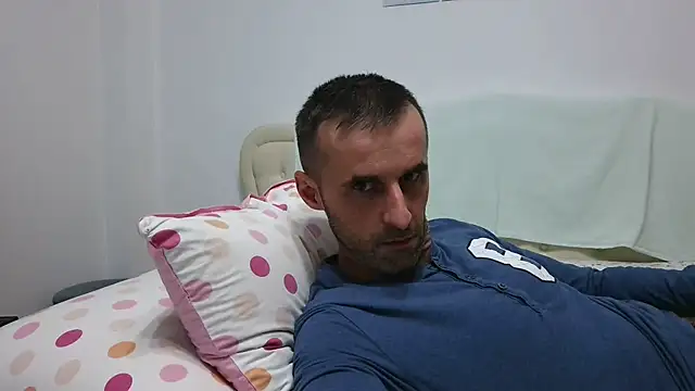 Snapshot of stevenpit chatting on December 2024 03:19:01 PM stevenpit online show from December 2024 03:19:01 PM