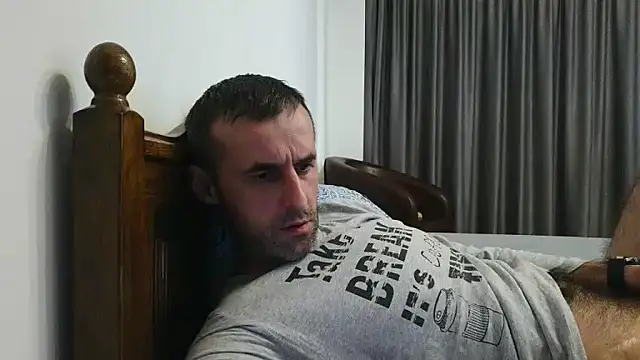 Snapshot of stevenpit chatting on January 2025 03:52:02 PM stevenpit online show from January 2025 03:52:02 PM