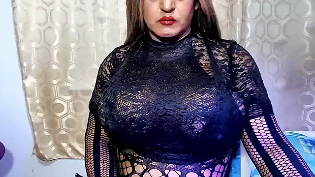 Snapshot of alessia_hot69 chatting on January 2025 06:24:02 AM alessia hot69 online show from January 2025 06:24:02 AM