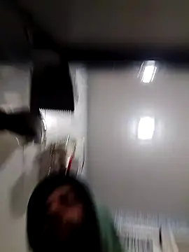 Snapshot of bearguy998 chatting on February 2025 07:07:02 AM bearguy998 online show from February 2025 07:07:02 AM